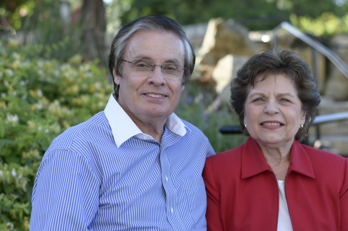 Pictured are Larry & Judy Cox, Bonvera leaders.